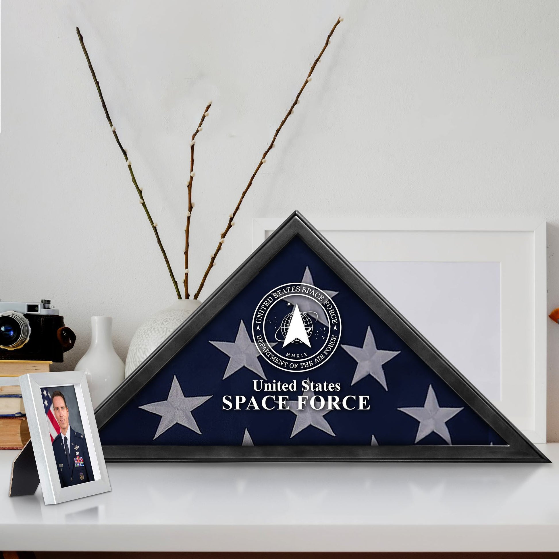 Premium Flag Case BPVC210301, Black Flag Box for American Veteran Flag 9.5 X 5 Feet, Flag Display Case for Burial, Flag Wall Mounted, Flag to Display Folded