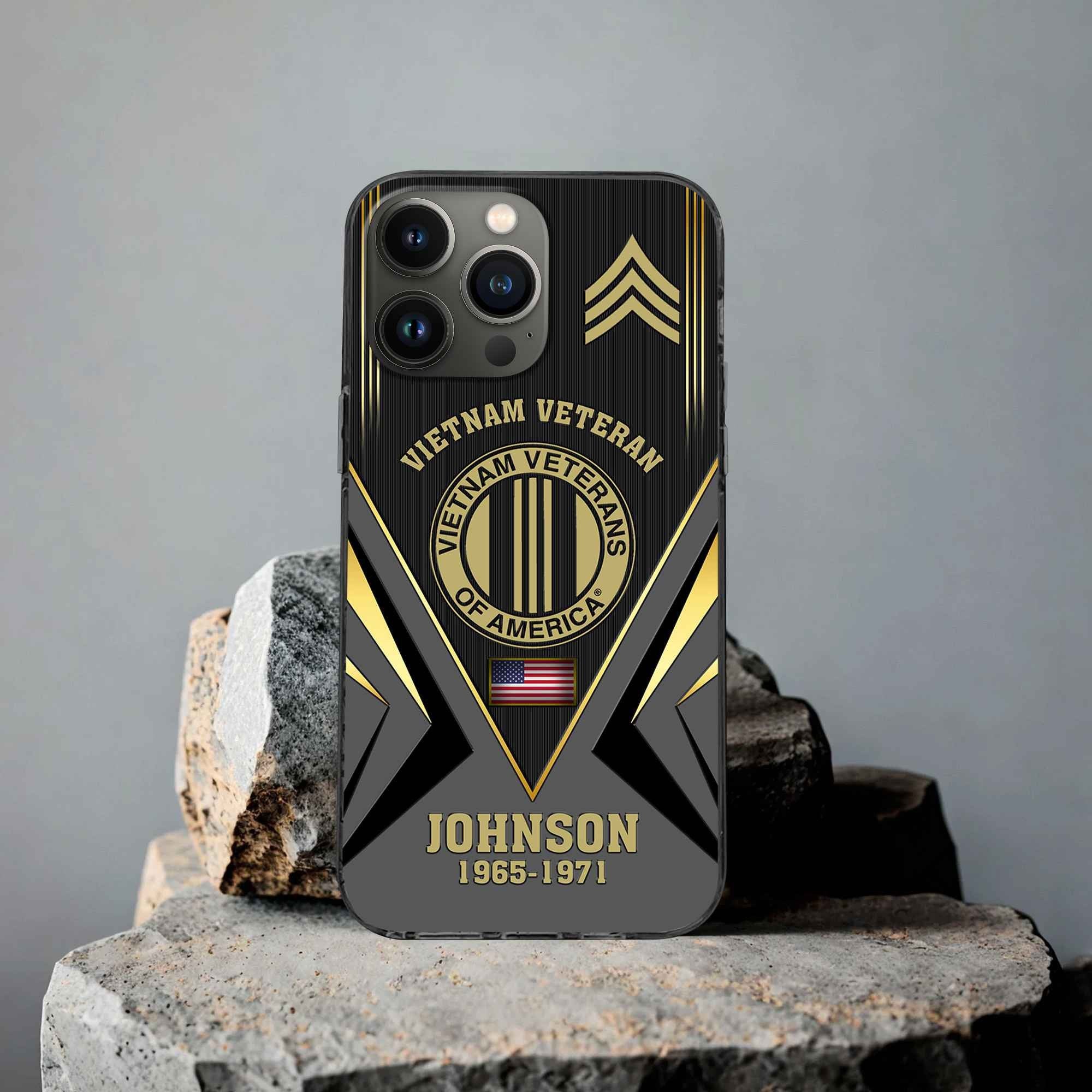 Unique Custom Name, Rank, Year, Vietnam Veteran Phone Case VPVC506806, Gifts For Vietnam Veteran, Best Gifts On Father's Day, Independence Day, Veterans Day.